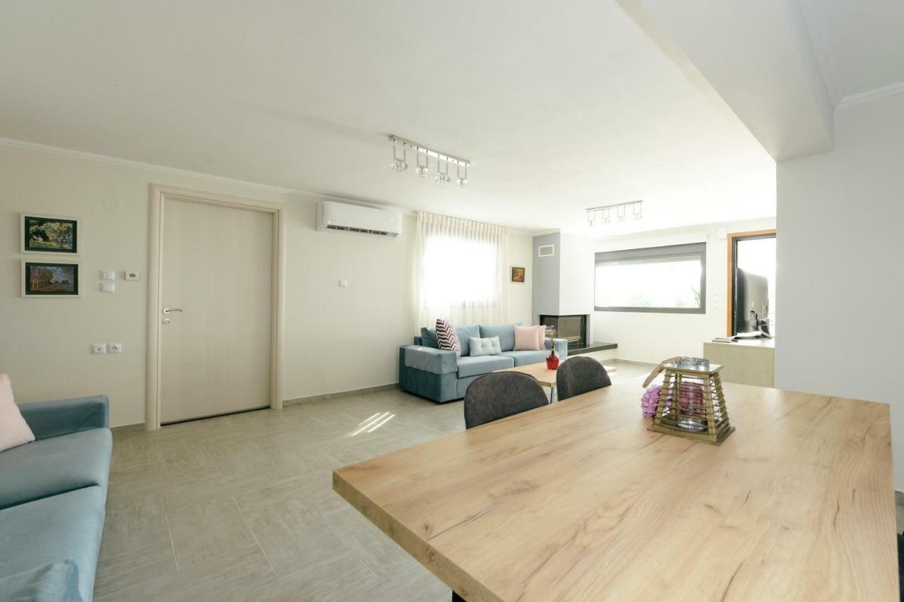 W2 Rooms Kavála ภายนอก รูปภาพ